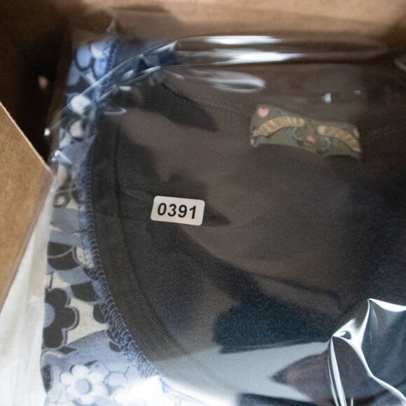 Vanilla Sugar Metal Rhinestud y2k 2000s Top - Picture 7 of 7